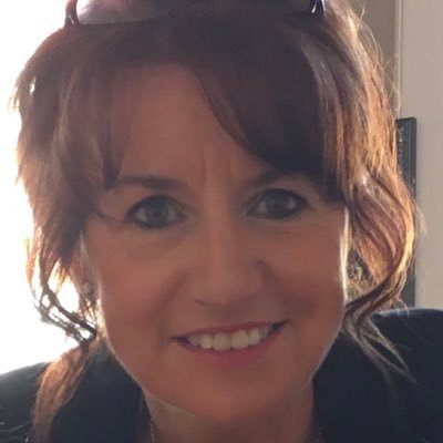 Profile Picture of Kathryn Hughes (@KHughesAuthor) on Twitter