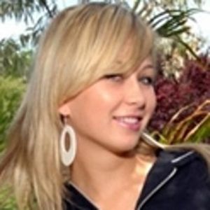 Profile Picture of Mabel Smith (@shoppingfashionhq) on Myspace