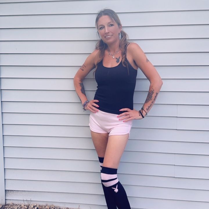 Profile Picture of Jennifer modglin (@lilhottie_36) on Tiktok