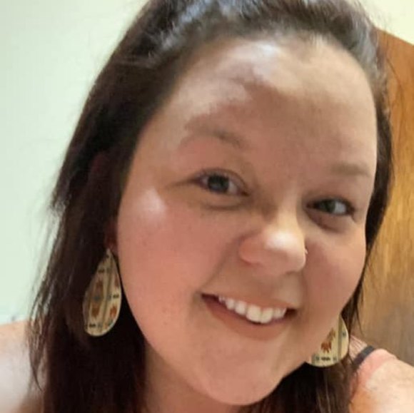 Profile Picture of Anna Boudoin (@annajewelb) on Poshmark