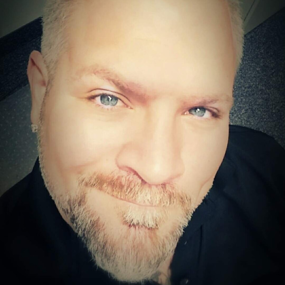 Profile Picture of Jason Olson (@jolson1977) on Poshmark