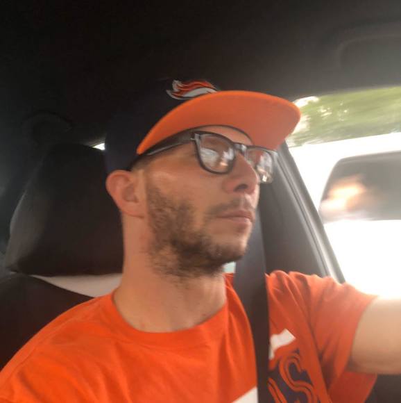 Profile Picture of David Romero (@ddromero2181) on Poshmark