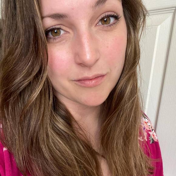 Profile Picture of Peyton Pipher (@peytonpipher) on Poshmark
