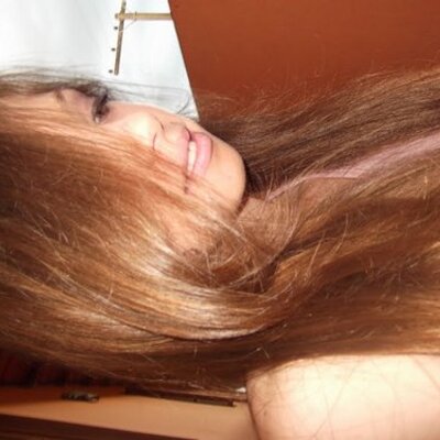 Profile Picture of Julia (@julia_rohr) on Twitter