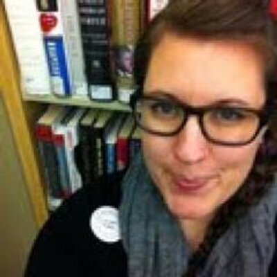 Profile Picture of Alexandra Skinner (@librarygirlalex) on Twitter