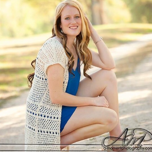 Profile Picture of Kim Whiting (@16whiting) on Poshmark