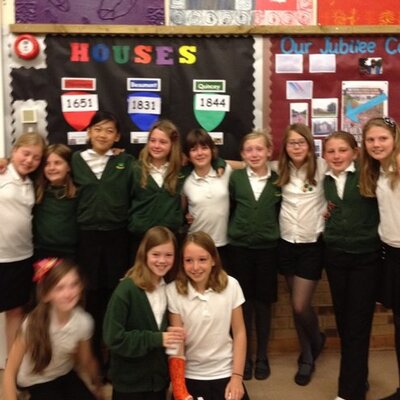 Profile Picture of Winnie Huang (@WinnieHuang1) on Twitter