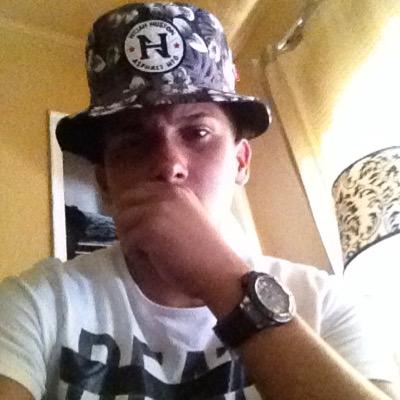 Profile Picture of Edwin J. Lleras-Ruiz (@papi_787_) on Twitter