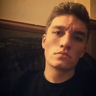 Profile Picture of Joshua Jones (@JoshMole9819) on Twitter