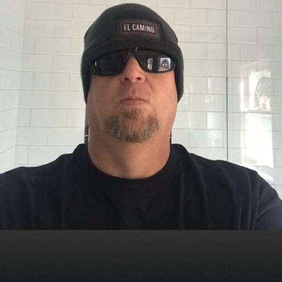 Profile Picture of Jason Schroeder (@jasonschroed392) on Poshmark