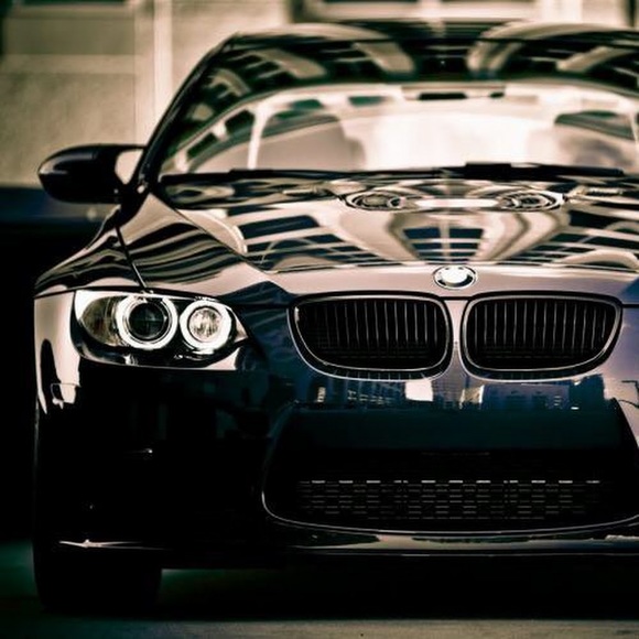 Profile Picture of Sergiu Muhin (@sergiumuhin) on Poshmark