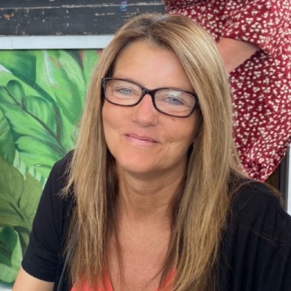 Profile Picture of Teresa Debevec (@lakegirl2023) on Poshmark