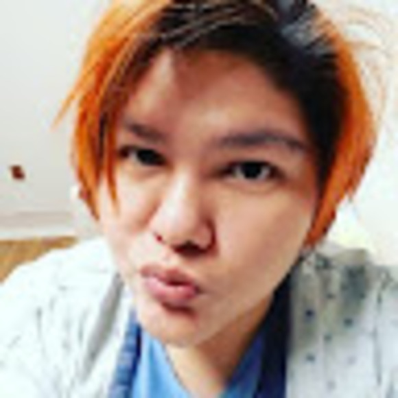 Profile Picture of Ash Putko (@ashputko) on Poshmark