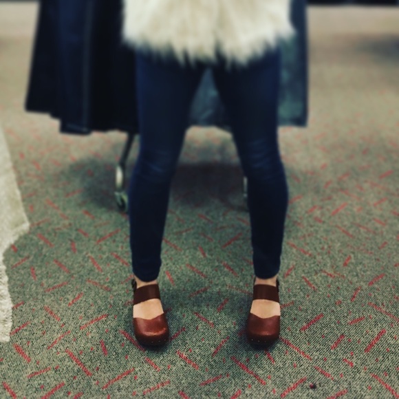 Profile Picture of Mollie O (@mollor15) on Poshmark