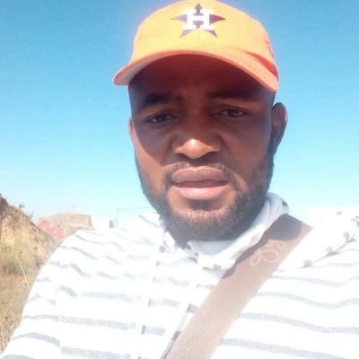 Profile Picture of Jule Joseph Tshiyoyi (@tshiyoyi_joseph) on Twitter