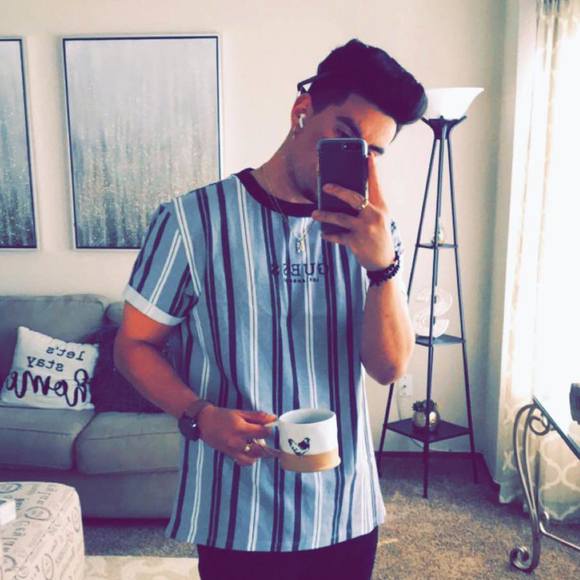 Profile Picture of Isidro Ramirez (@eazyinthebay) on Poshmark