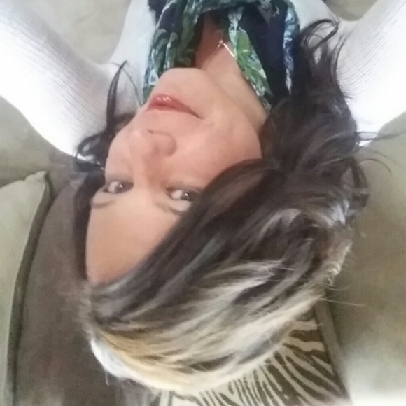 Profile Picture of Tammy Claypoole (@tammyjeanoq) on Poshmark