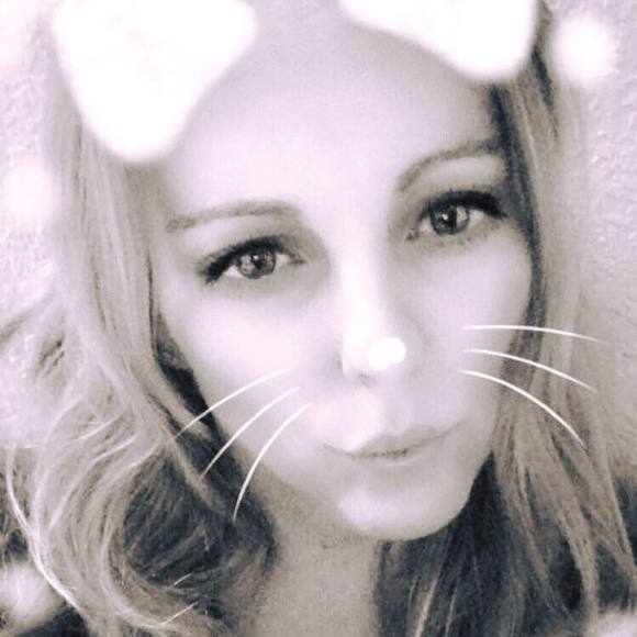 Profile Picture of Danielle Howarth (@eternityholding) on Poshmark