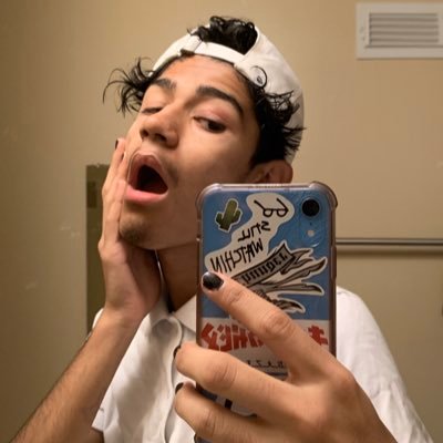 Profile Picture of Antonio Umanzor (@antonioumanzo13) on Twitter