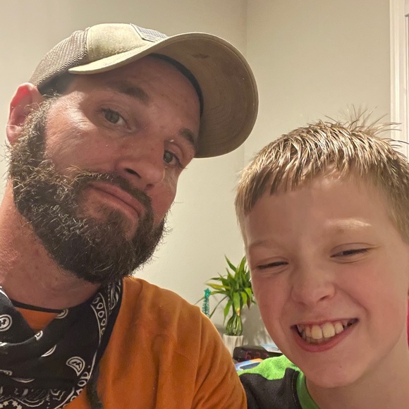 Profile Picture of Joe Szatkowski (@joeszatkowski) on Poshmark