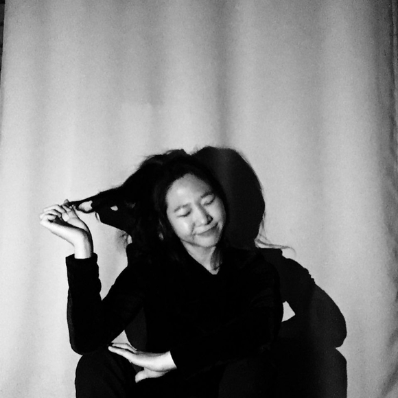 Profile Picture of Yeonhee Kim (@yeonhee_kim) on Poshmark