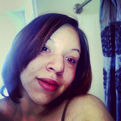 Profile Picture of Amanda Mazurowski (@Redbone20131982) on Twitter