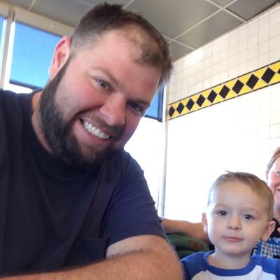 Profile Picture of Chris Shoemake (@coshoem) on Twitter