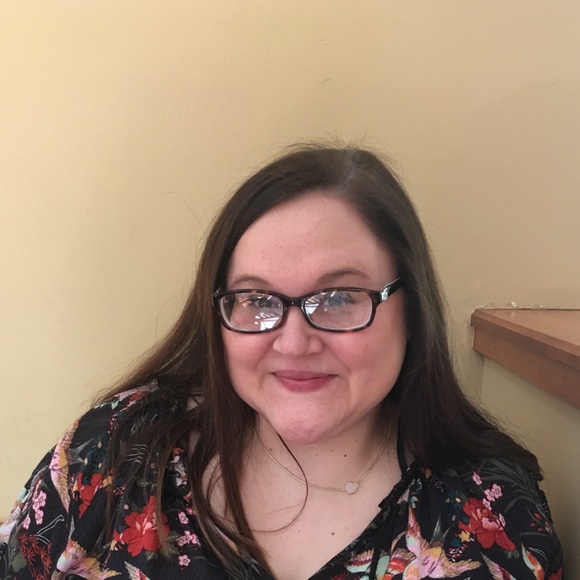 Heather Rains - Poshmark Profile Picture of Heather Rains (@hrains111) on Poshmark