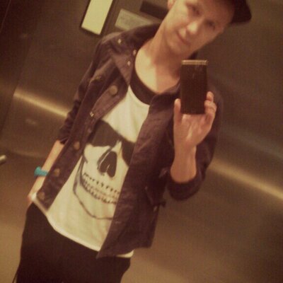 Profile Picture of Alex Helbig (@AllexShindy) on Twitter