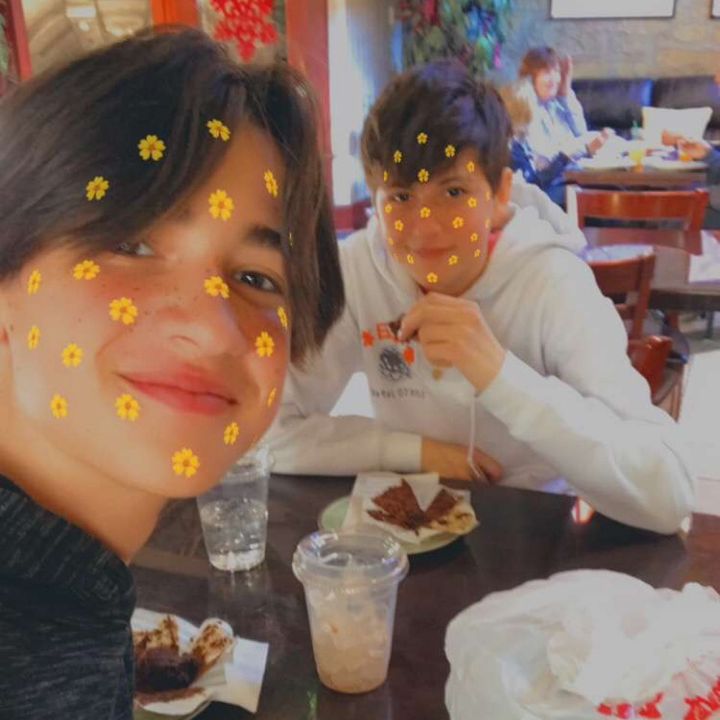 Profile Picture of Alexander (@purplebeanzzz) on Tiktok