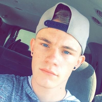 Kalvin Smith - Twitter Profile Picture of Kalvin Smith (@TheKing_311) on Twitter