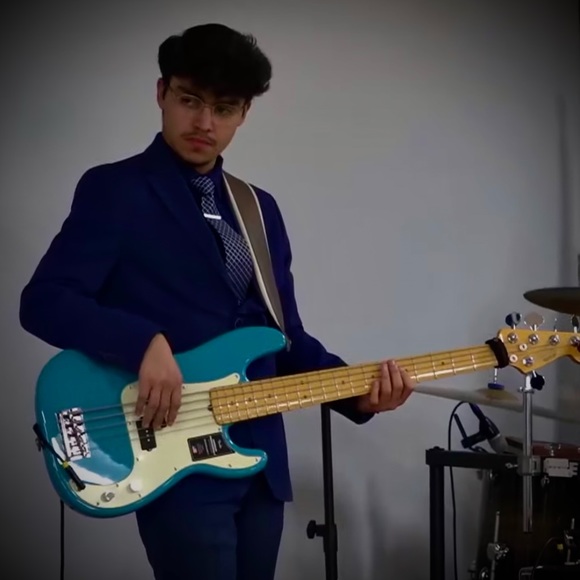 Profile Picture of Miguel Coreas (@miguelcoreas) on Poshmark