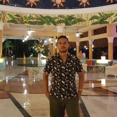 Profile Picture of John CV (@JohnCaamano) on Twitter