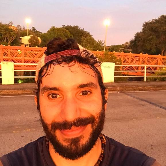 Profile Picture of Carlos Patiño (@cap292) on Poshmark
