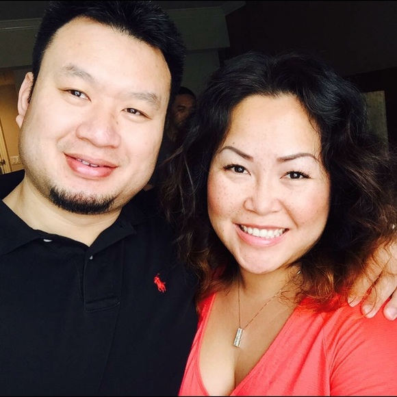 Profile Picture of Fong Siharath (@fsiharath) on Poshmark