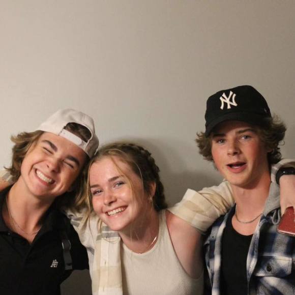 Profile Picture of Shelly Maclean (@chuckmaclean1) on Poshmark