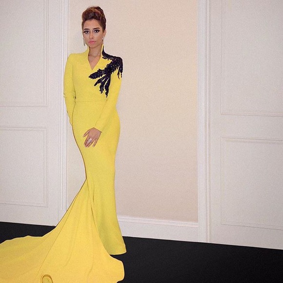 Profile Picture of Ghadeer Alzindani (@gzindani) on Poshmark