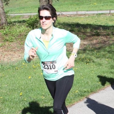 Profile Picture of Debbie Mulrooney (@debbiemulrooney) on Twitter