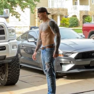 Profile Picture of 𝔻𝔸𝕂𝕆𝕋𝔸 𝕎𝕀𝕃𝔻 💥 𝑶𝑭𝑭𝑰𝑪𝑰𝑨𝑳 💥 (@wild_dakota) on Instagram
