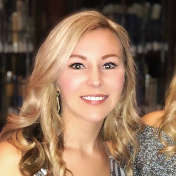 Profile Picture of Casey Mcginley (@caseyb223) on Poshmark