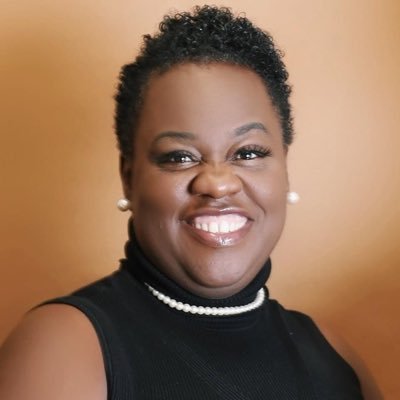 Profile Picture of Michele Myers (@knowingaka) on Twitter