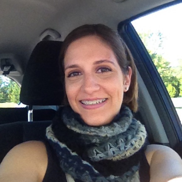 Profile Picture of Angie Fozkos (@afozkos) on Poshmark