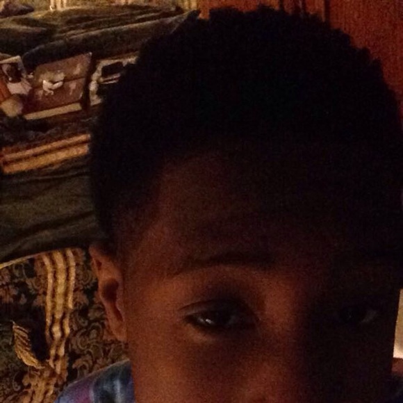 Profile Picture of Abdul Kanu (@igrind4us) on Poshmark