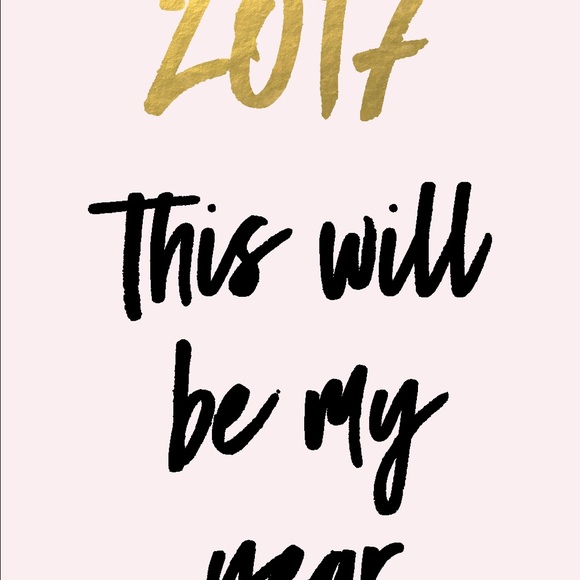 Profile Picture of Kornika Degannes (@kornchika) on Poshmark