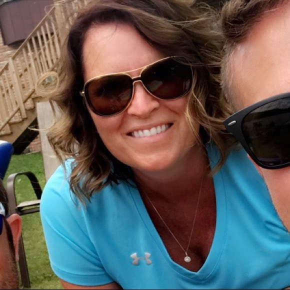 Profile Picture of Dawn Stanek (@drstanek5) on Poshmark