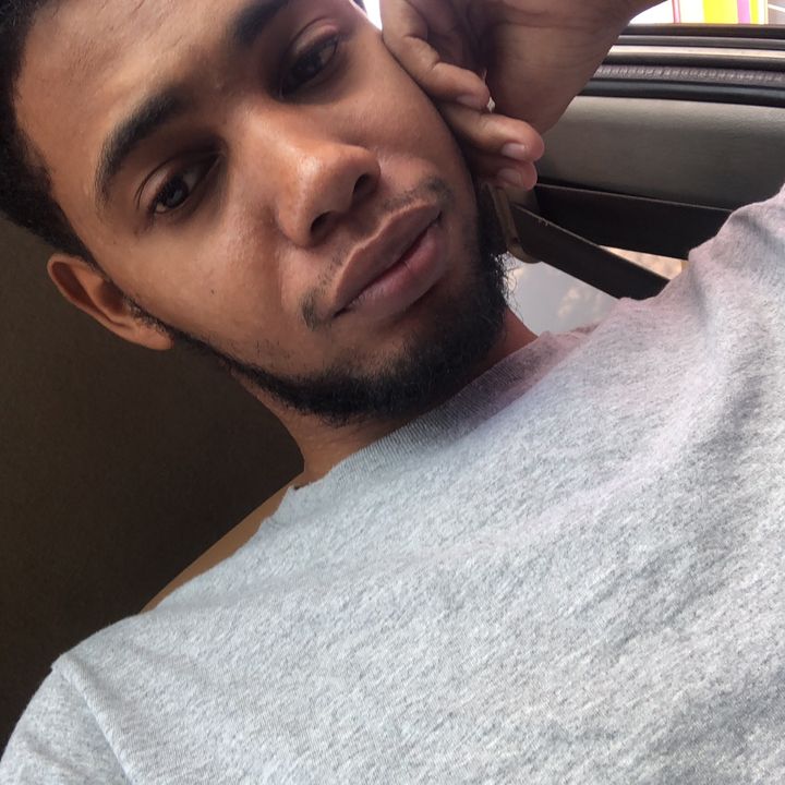 Profile Picture of lawrenceayoung (@lawrenceayoung) on Tiktok