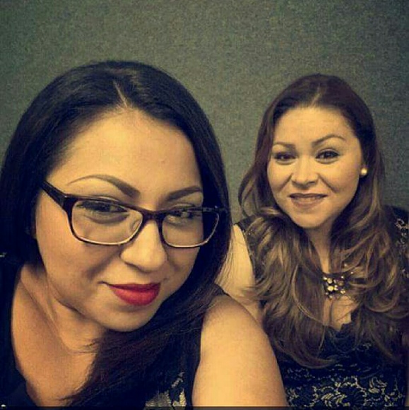 Profile Picture of Leticia Cordova (@leticia_25) on Poshmark