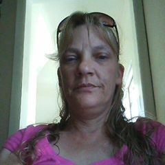 Profile Picture of Shelly Hole (@shellyhole) on Tiktok