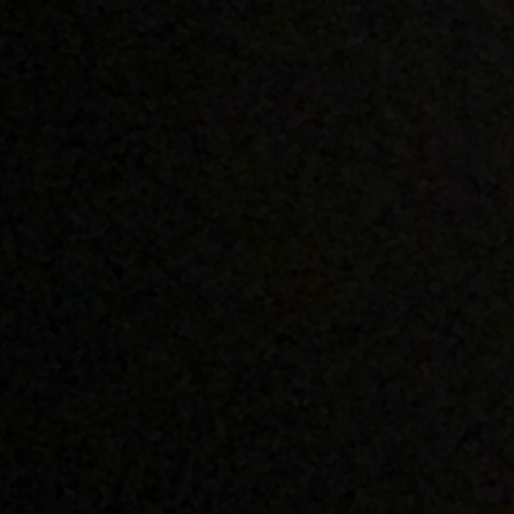 Profile Picture of Chiriki Curphey (@chirikicurphey) on Poshmark