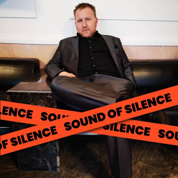 Profile Picture of Henk Dekker (@hdsound) on Poshmark